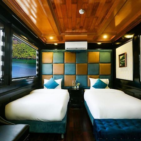 Cat Ba Ocean Cruise Hotel Ha Long Bagian luar foto