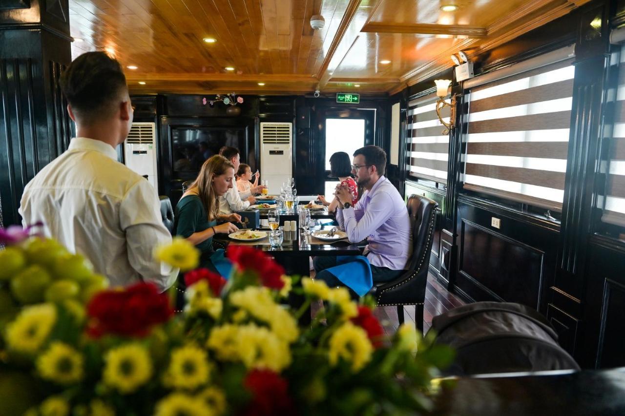 Cat Ba Ocean Cruise Hotel Ha Long Bagian luar foto