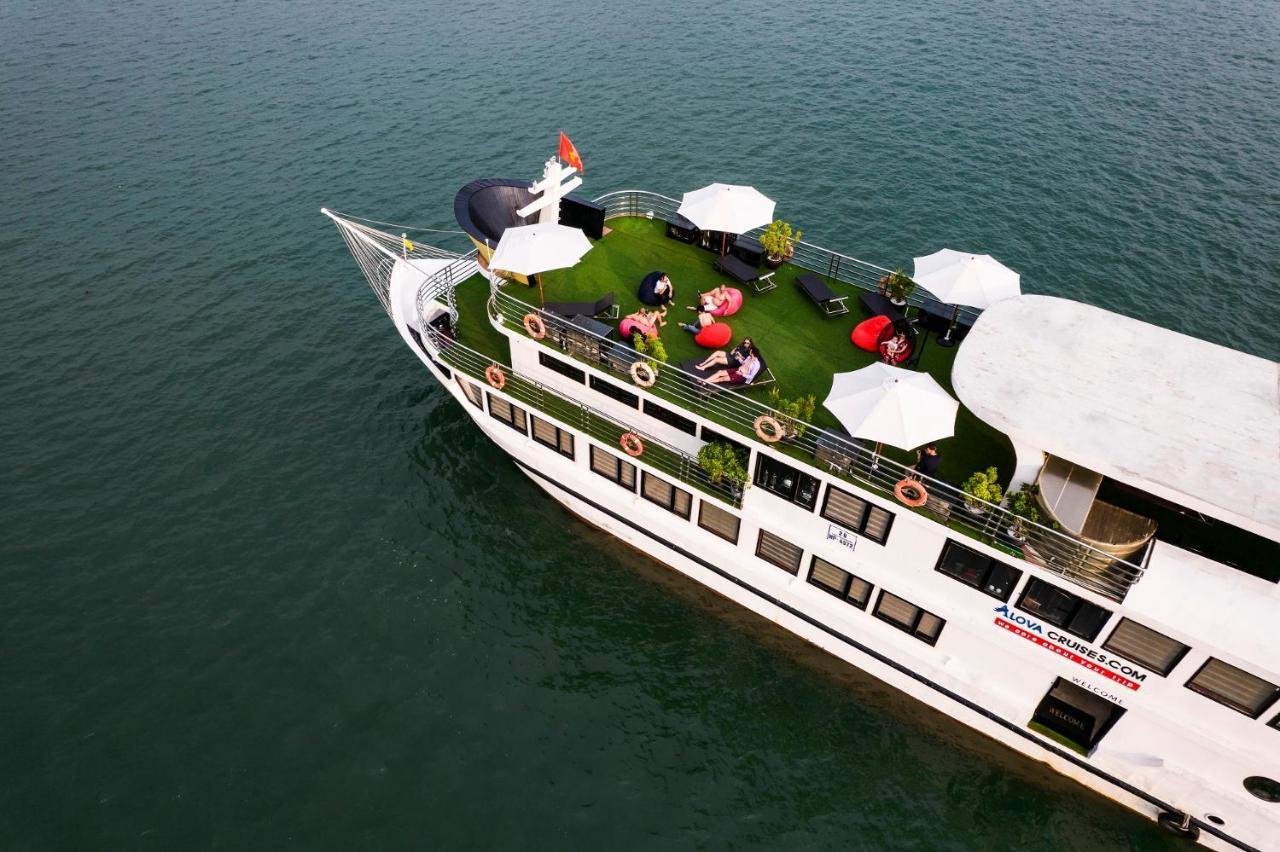 Cat Ba Ocean Cruise Hotel Ha Long Bagian luar foto
